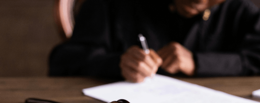 DIY Will vs Solicitor: Which Is Right for You?